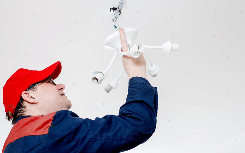 recherche travail électricien bâtiment Épône