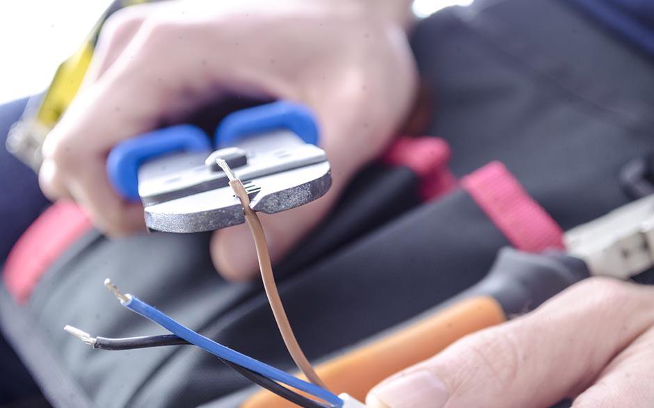 électricité Ézanville